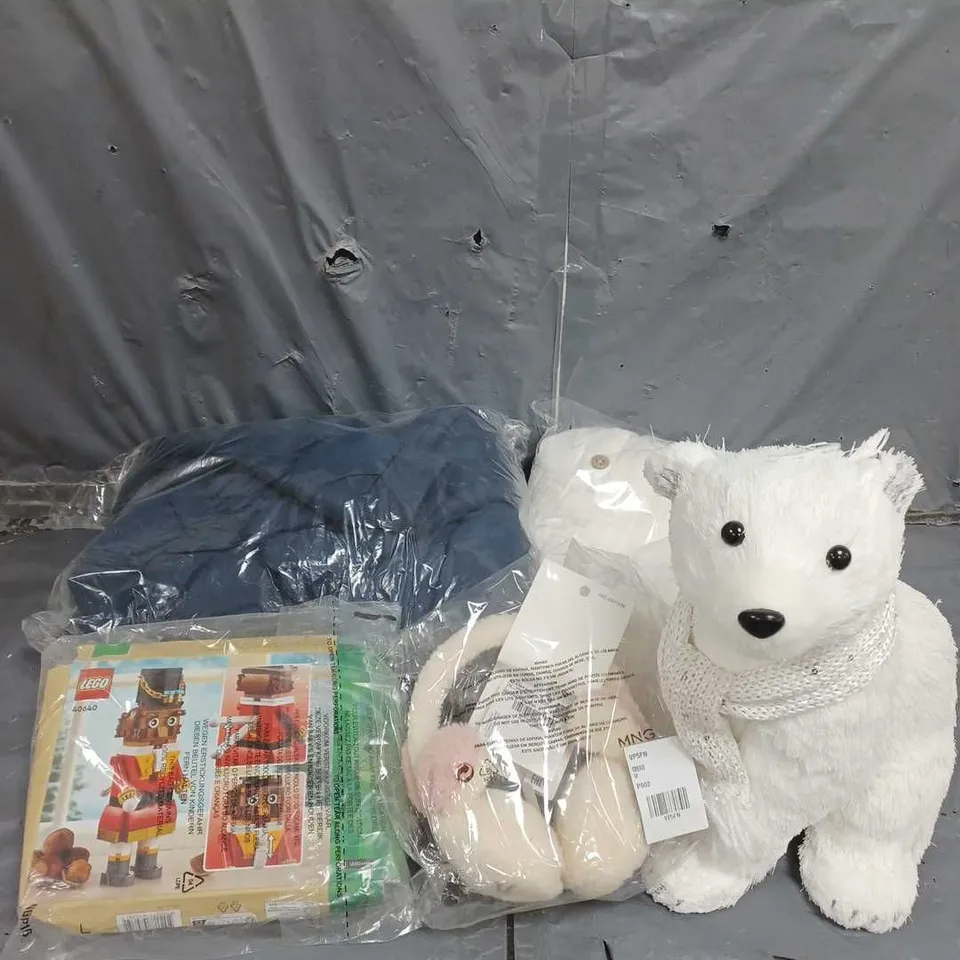 BOX OF APPROXIMATELY 5 ASSORTED HOUSEHOLD ITEMS TO INCLUDE LEGO NUTCRACKER 40640 SET, FLOCKED POLAR BEAR IN SCARF DECORATION AND MNG BABY EARMUFFS IN CREAM BUNNY ETC