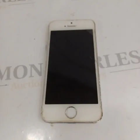 APPLE IPHONE MOBILE PHONE - A1530
