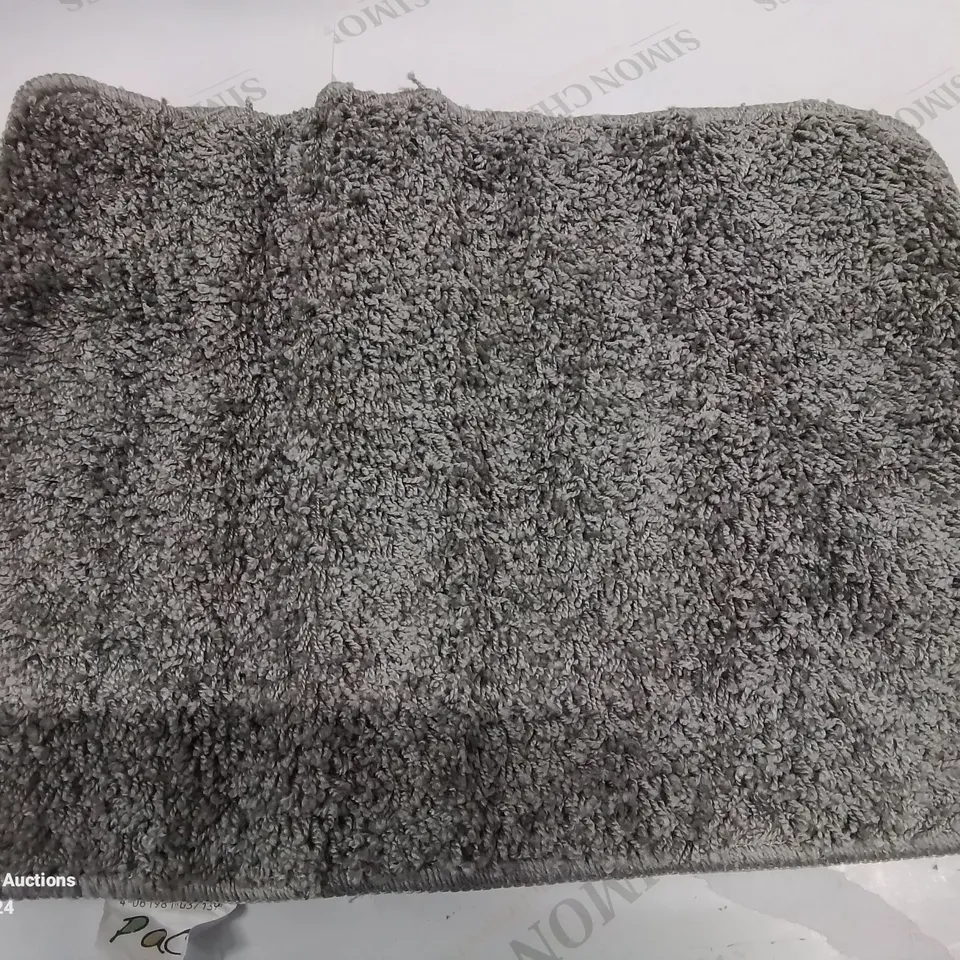 BRAND NEW PACO HOME 40X55CM GREY BATH MAT