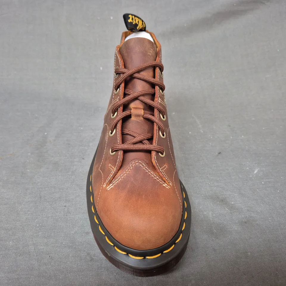 BOXED PAIR OF DR MARTENS CHURCH SHOES IN TAN UK SIZE 4