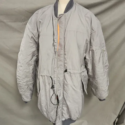 COLLUSION BOMBER JACKET IN SILVER FERN SIZE S