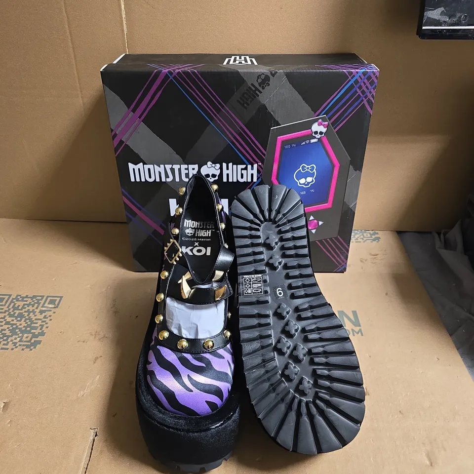 KOI MONSTER HIGH CLAWSOME WOLF PLATFORM WEDGES - PURPLE - SIZE 9 