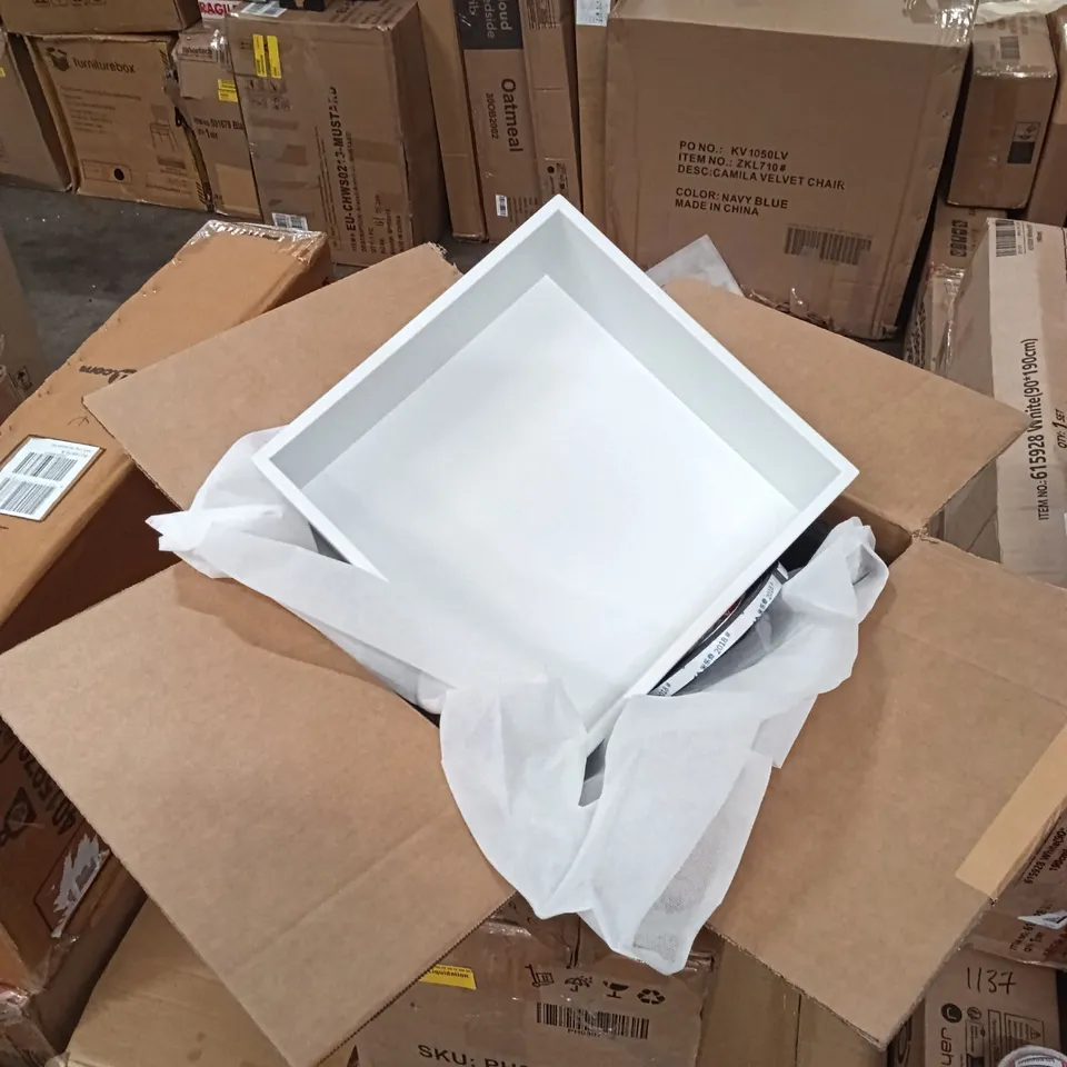 BOXED METAL SHOWER SHELF - WHITE (1 BOX)