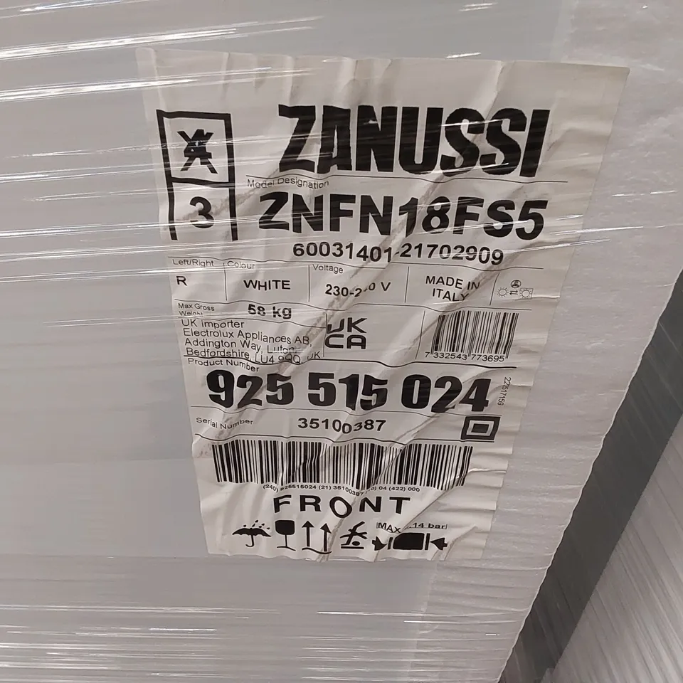 ZANUSSI INTEGRATED 50/50 FRIDGE FREEZER 267L Model ZNFN18FS5 RRP £542