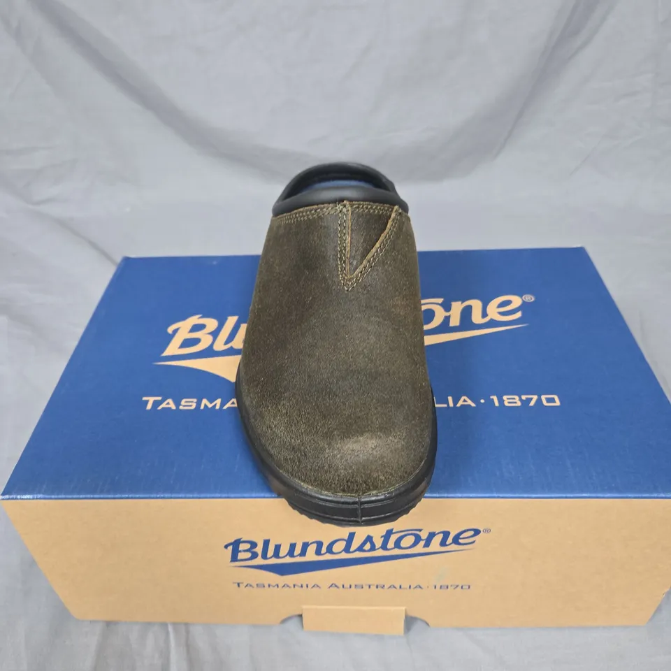 BLUNDSTONE BROWN SUEDE SLIP-ON BOOTS – CHELSEA STYLE (BOXED). UK SIZE 6