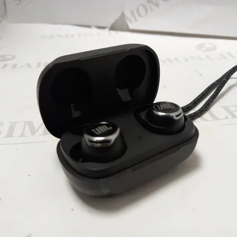 JBL REFLECT FLOW PRO WIRELESS IN-EAR HEADPHONES