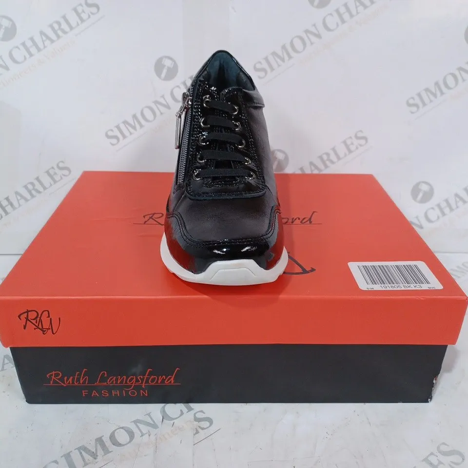 BOXED PAIR OF RUTH LANGSFORD WEDGE TRAINERS IN BLACK SIZE 3
