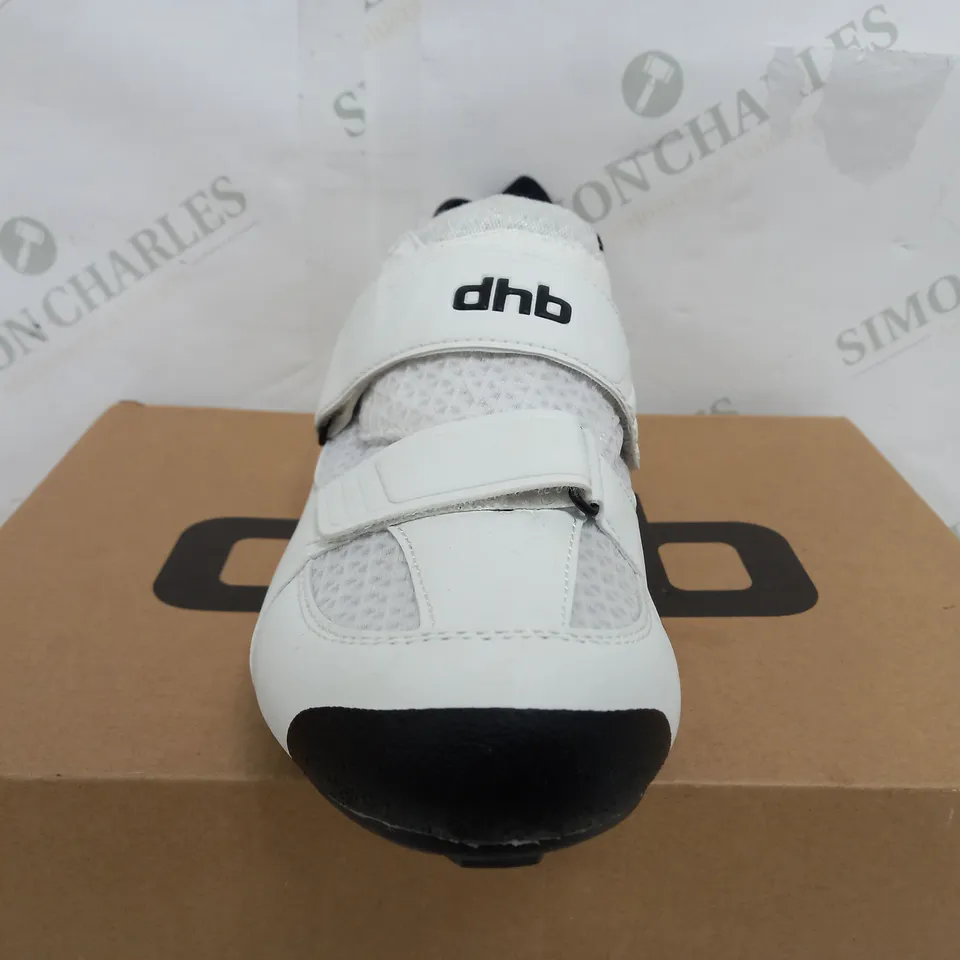 BOXED PAIR OF DHB TRINITY TRI SHOES IN WHITE - EU 44