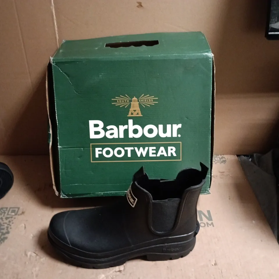 BARBOUR FOOTWEAR BLACK BOOTS – BOXED - UK SIZE 10