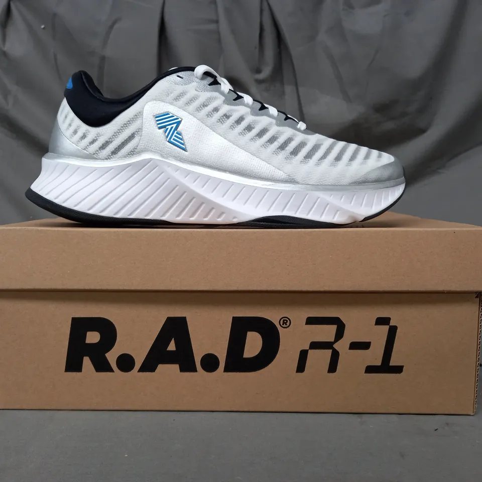 BOXED PAIR OF R.A.D. R-1 SHOES IN WHITE/METALLIC SILVER/BLUE UK SIZE 8.5