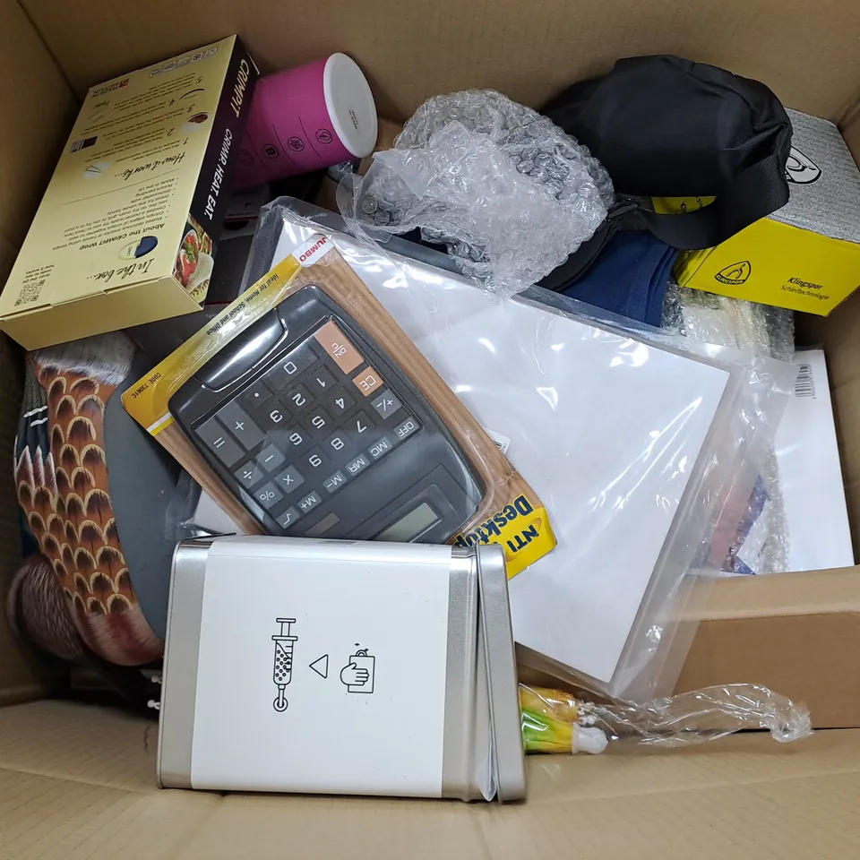 LOT OF ASSORTED HOUSEHOLD GOODS TO INCLUDE WALLPAPER, BAGS AND HELMETS , ETC 