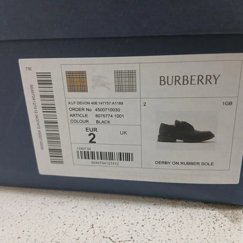 TRICKER'S X BURBERRY DERBY SHOES – BLACK LEATHER, RUBBER SOLE, BOXED WITH BURBERRY POUCH
