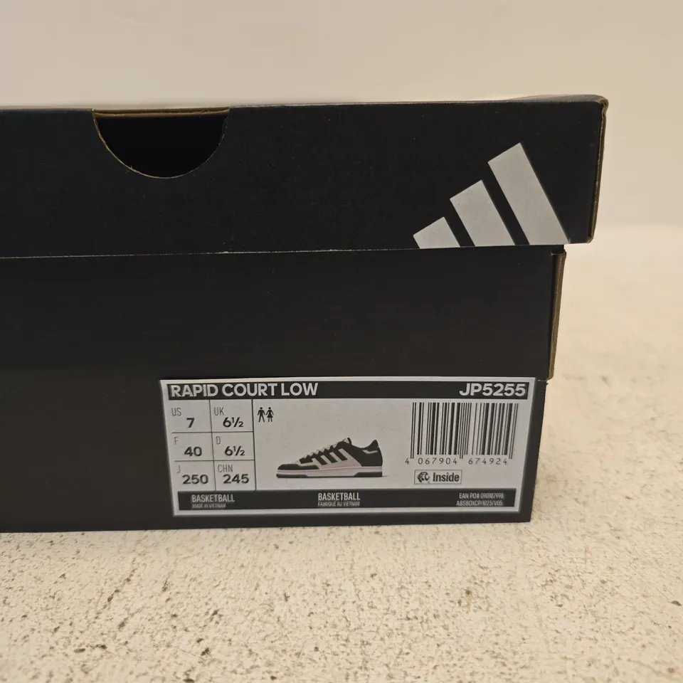 ADIDAS RAPID COURT LOW SNEAKERS – BLACK/WHITE, UK 6.5 (US 7) – BOXED
