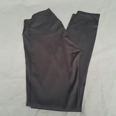 GYMSHARK TRAINING LEGGINGS IN BLACK SIZE S