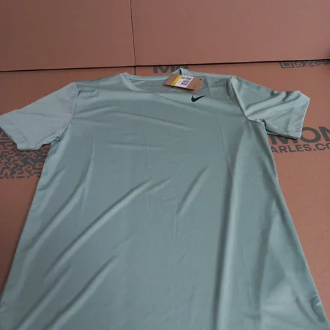 NIKE GREEN TEE SIZE S
