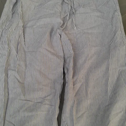 PULL & BEAR PINSTRIPE PANTS IN BLUE/WHITE UK SIZE MEDIUM