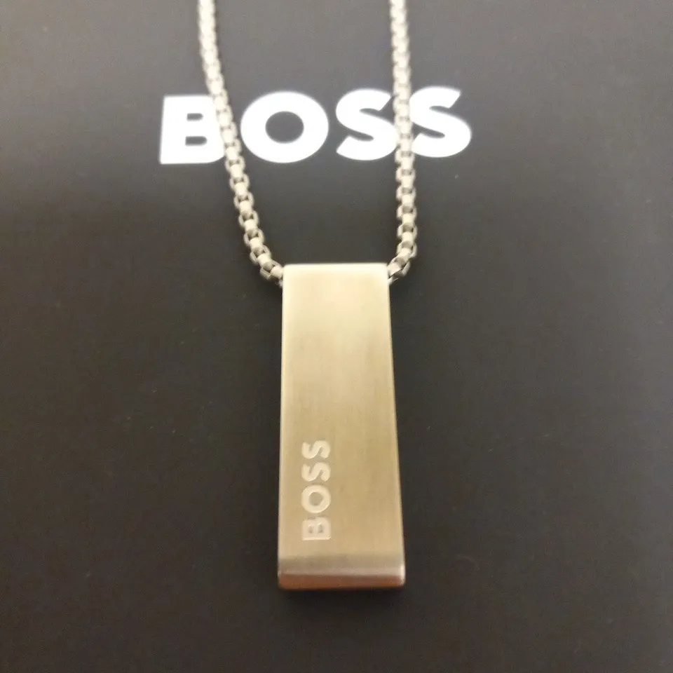 BOXED HUGO BOSSGENTS SARKIS STAINLESS STEEL NECKLACE