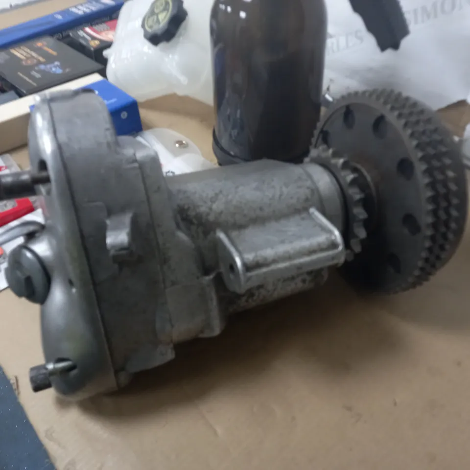 LOT OF APPROXIMATELY 20 ASSORTED ITEMS TO INCLUDE ROTATECH REPLACEMENT CHAINS, SRAM 8-SPEED CHAIN, INNER TUBE AND VEHICLE PARTS