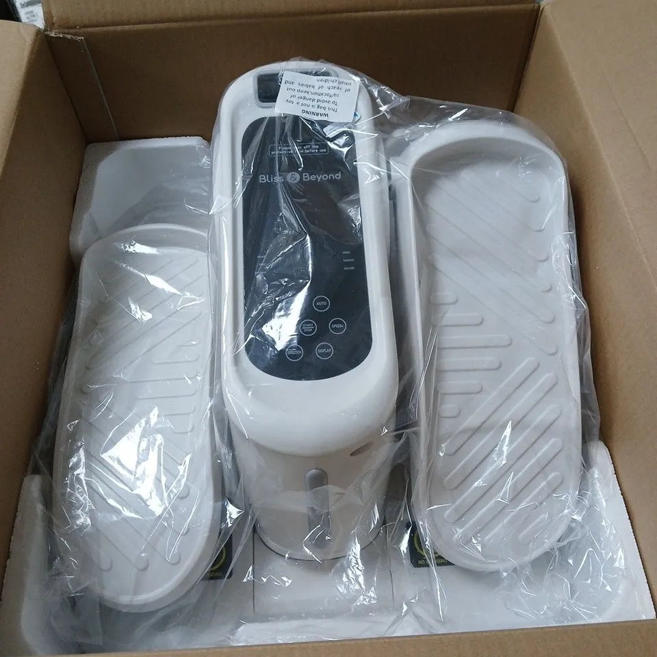 BLISS AND BEYOND STEPFIT PORTABLE ELECTRONIC STEPPER BOXED