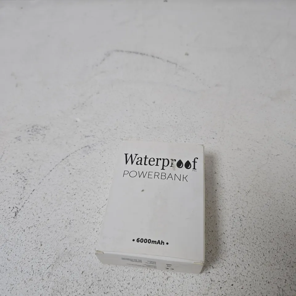 BOXED WATERPROOF POWERBANK 600MAH