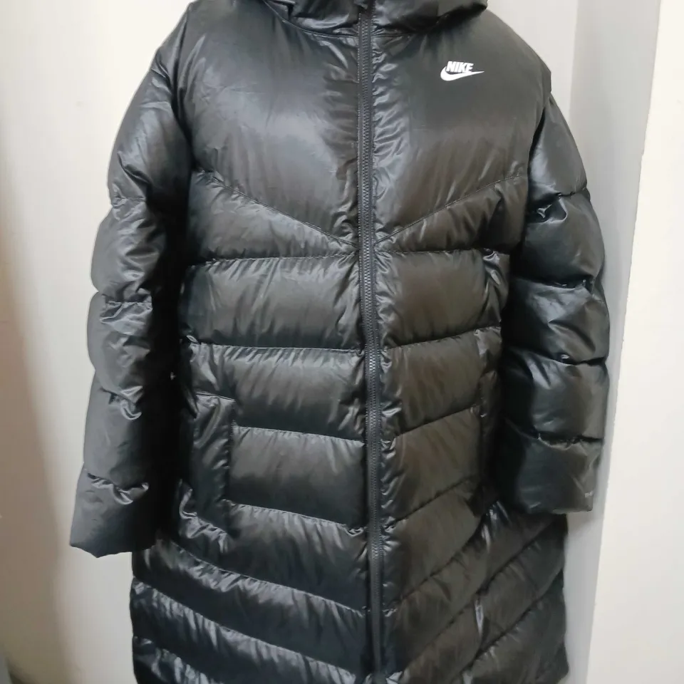 NIKE PUFFER JACKET THERMA-FIT IN BLACK - 3XL