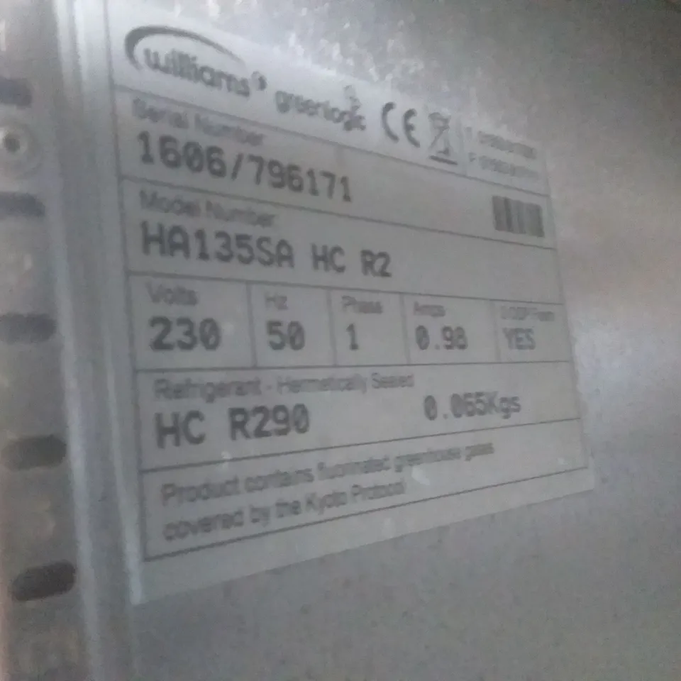 WILLIAMS HA135SA HC R2 UNDER COUNTER COMMERCIAL FRIDGE