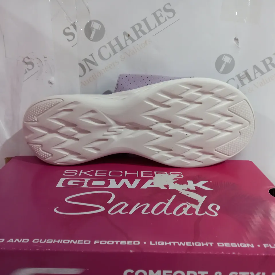 SKETCHERS GO WALK 600 SD - LAVENDER SIZE 7