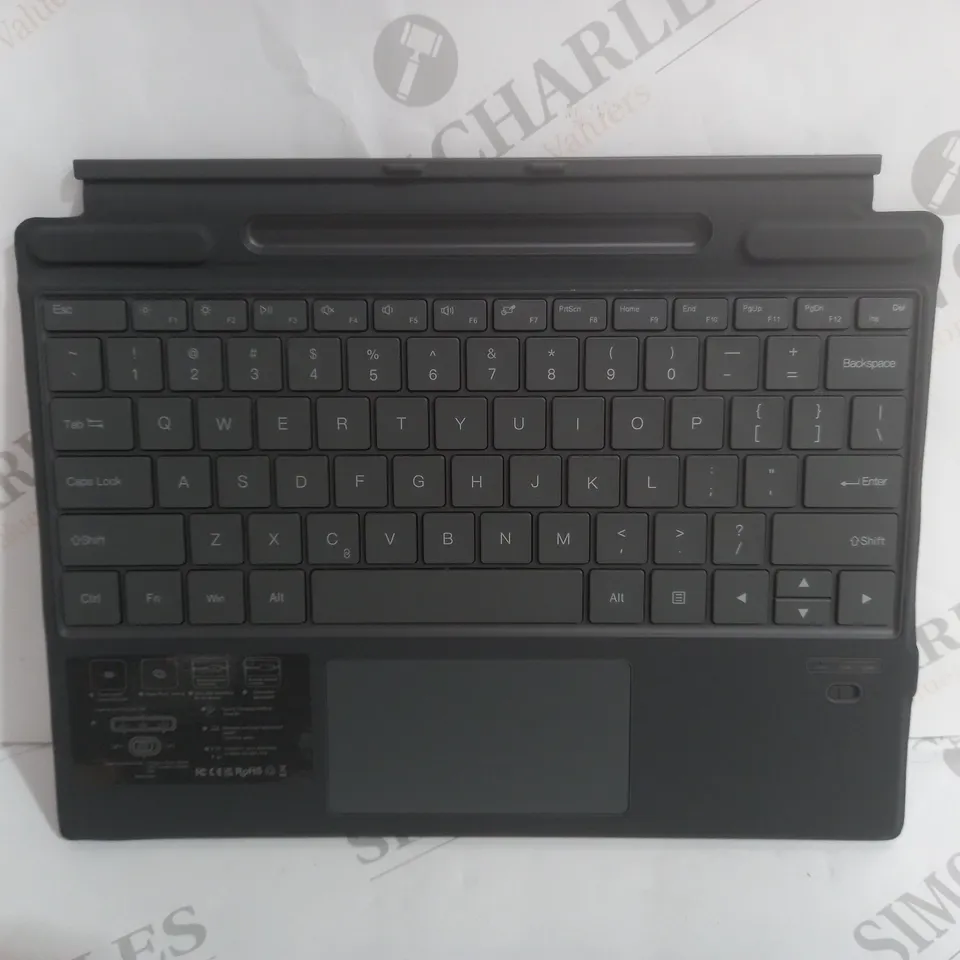 MOKO TOUCHPAD KEYBOARD FOR SURFACE PRO 8 