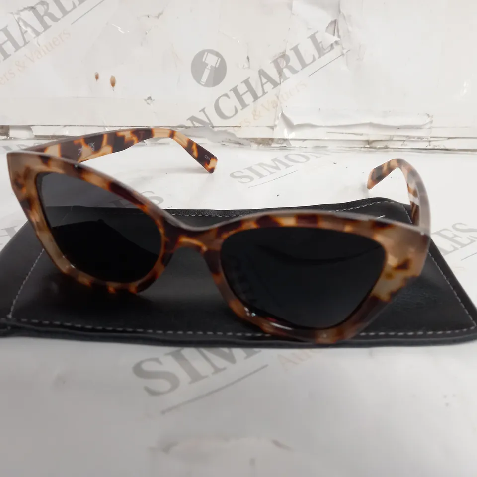 HUMMINGBIRD TORTOISE SHELL SUNGLASSES