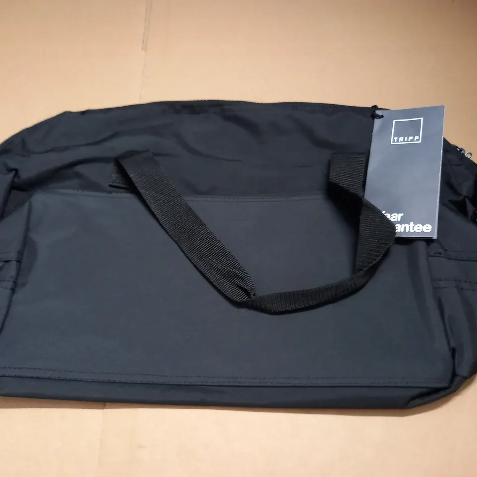 TRIPP ULTRA LITE 28L LARGE HOLDALL 