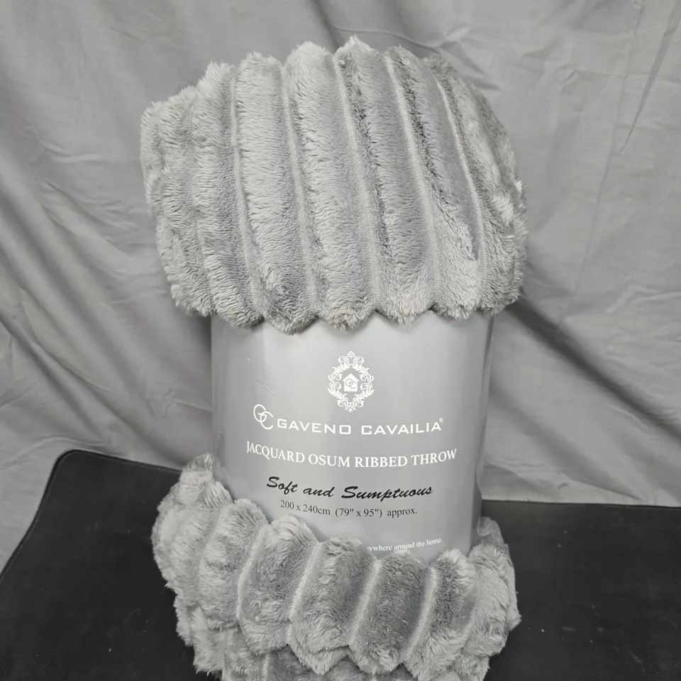 GAVENO CAVALIA JACQUARD OSUM RIBBED THROW – GREY