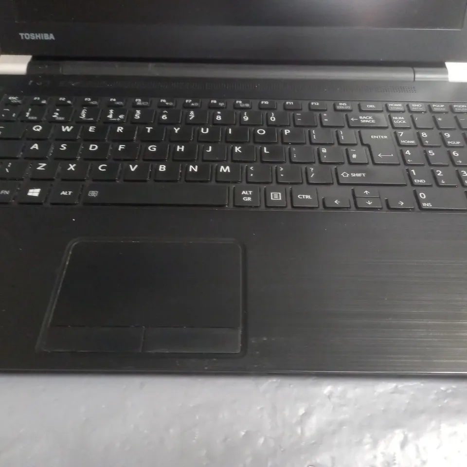 TOSHIBA SATELLITE PRO A50-C