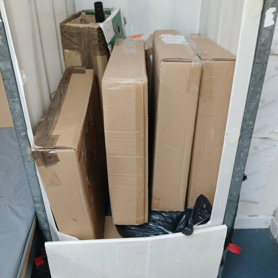 CAGE OF APPROXIMATELY 10 ASSORTED HOUSEHOLD ITEMS TO INCLUDE 6-IN-1 FAN WITH LED LAMP, ETC - COLLECTION ONLY