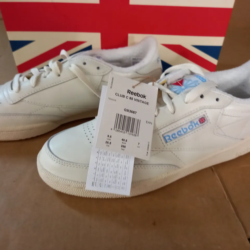 PAIR OF REEBOK CLUB C 85 VINTAGE WHITE TRAINERS - UK 7