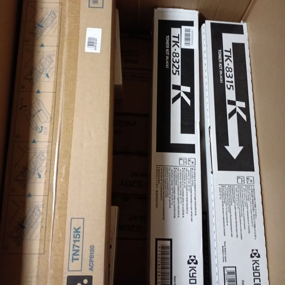 APPROXIMATELY 10 ASSORTED PRINTER TONER CARTRIDGES - COLOURS MAY VARY 