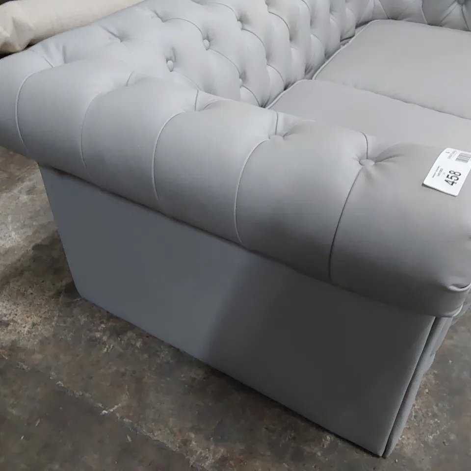 DESIGNER CHESTERFIELD TWO SEATER SOFA LIGHT GREY LEATHER 
