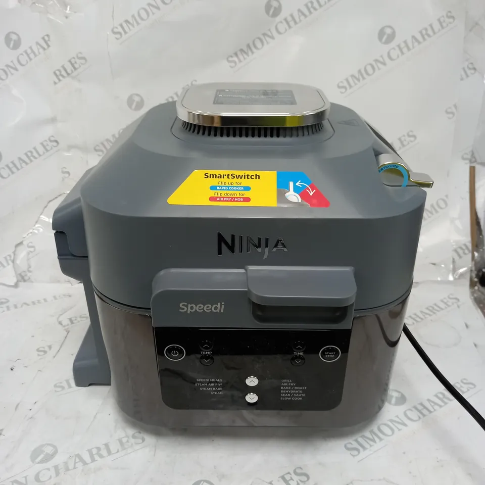 BOXED OUTLET NINJA SPEEDI 10 IN 1 5.7L RAPID-COOKER & AIR FRYER