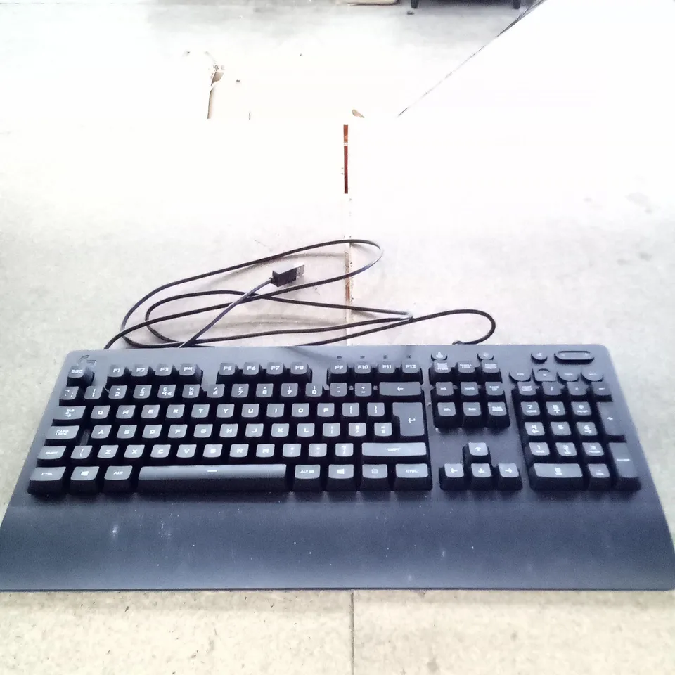 LOGITECH G213 RGB GAMING KEYBOARD 