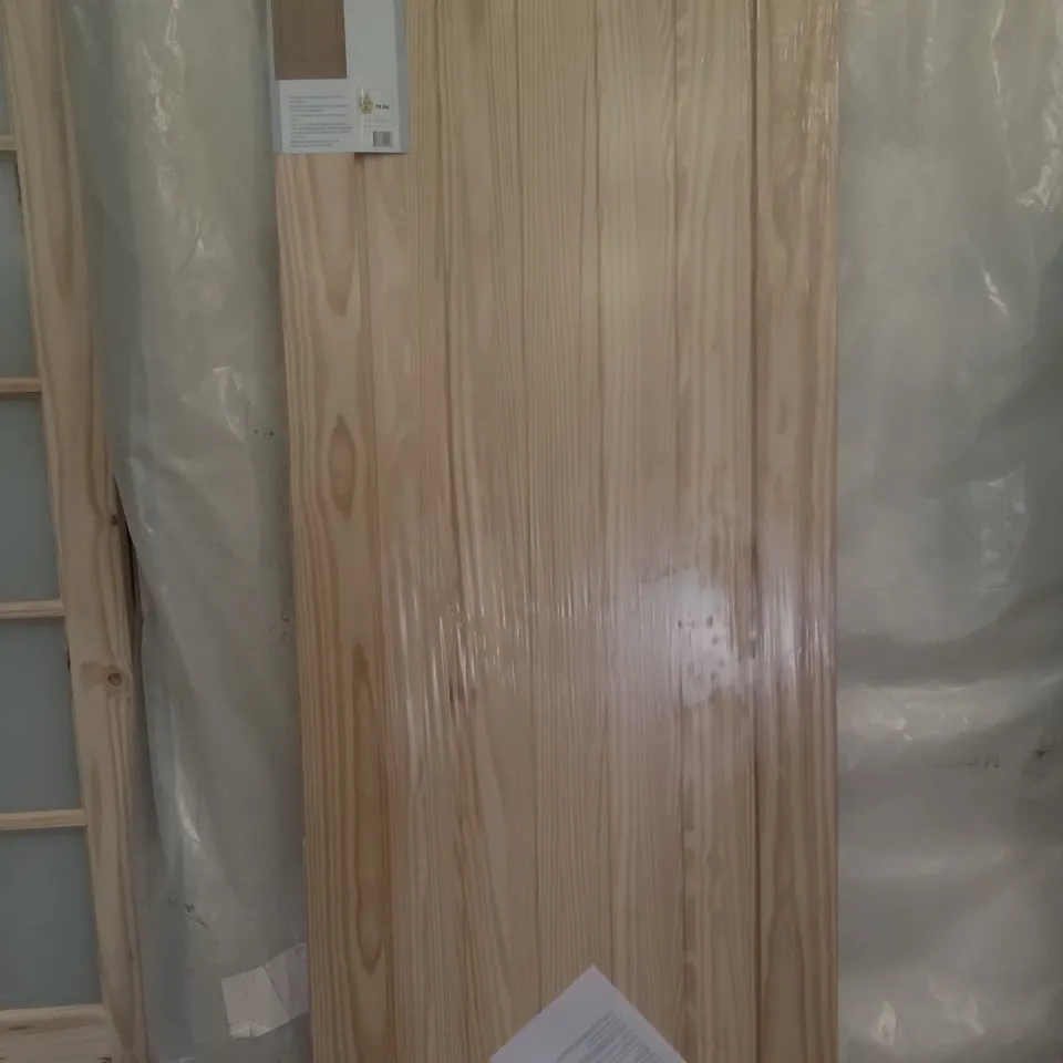 COTTEGE CLEAR PINE INTERNAL DOOR 1981×762MM