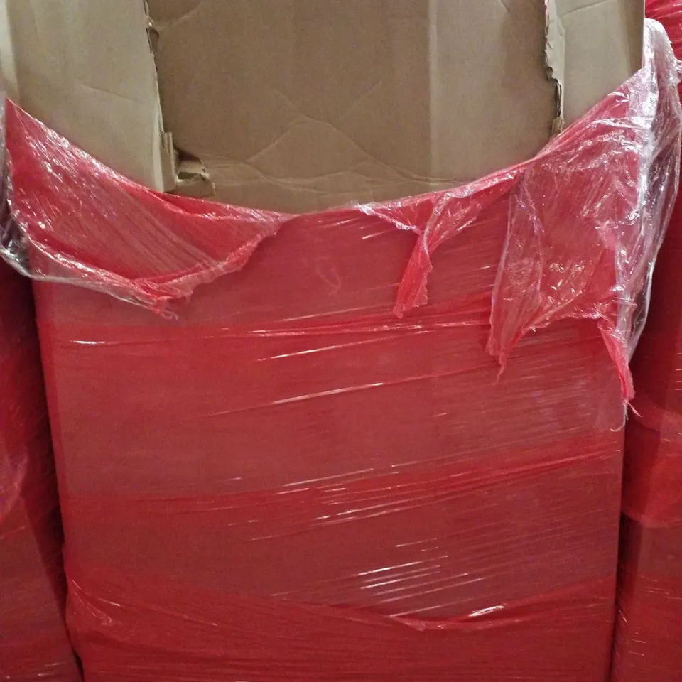 PALLET CONTAINING ASSORTED PRODUCTS INCLUDING DOG CAGE, CLOCK TOOL TABLE, CEILING LAMP, CLIMBING TRIANGLE LADDER WITH RAMP AND ARCH & POP UP TOILET TENT