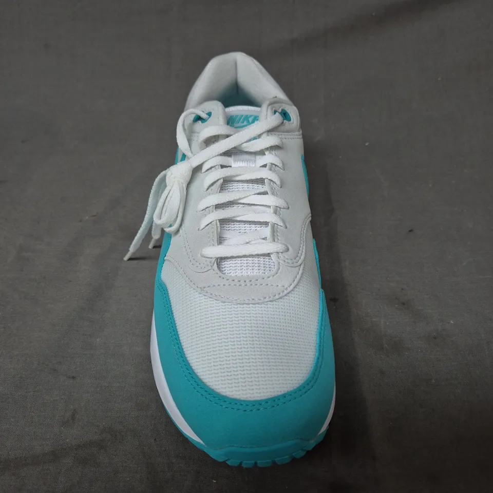 BOXED PAIR OF NIKE AIR MAX 1 '86 SHOES IN WHITE/CYAN UK SIZE 10