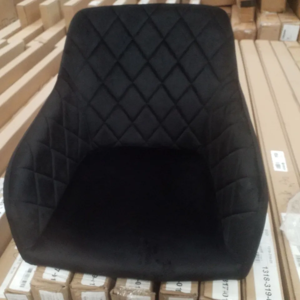 BOX CONTAINING SET OF 2 BLACK VELVET DIAMOND BACK DINING CHAIRS 