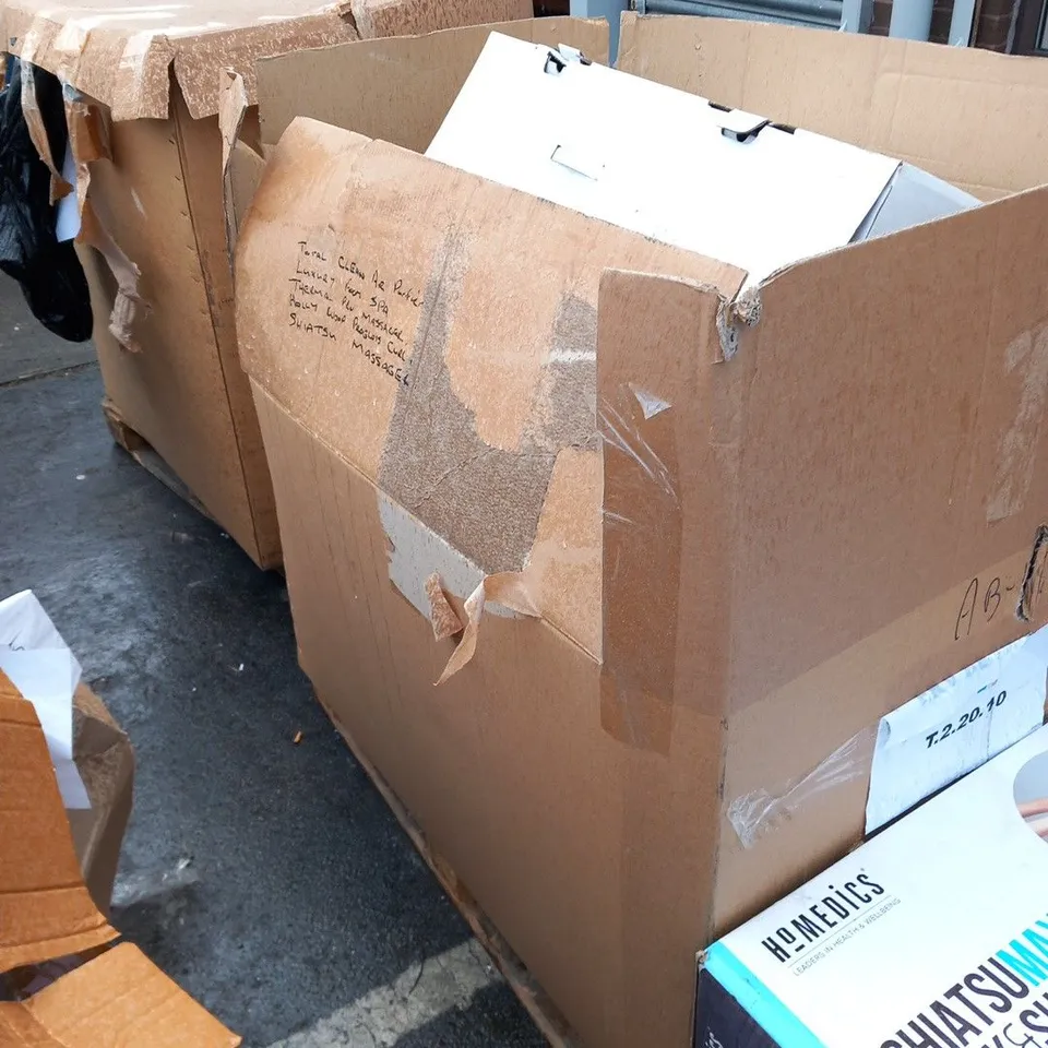 PALLET OF APPROXIMATELY 12 ASSORTED UNBOXED HOMEDICS AND REVAMP RODUCTS TO INCLUDE; TOTAL CLEAN AIR PURIFIER, LUXURY FOOT SPA, THERMAL PRO MASSAGER, HOLLYWOOD PROGLOSS CURL AND SHIATSU MASSAGER