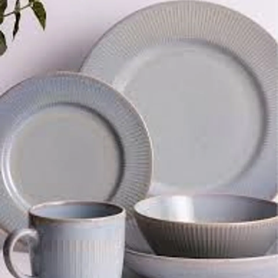 MASON CASH REACTIVE LINEAR 12 PIECE DINNERSET - GREY - COLLECTION ONLY