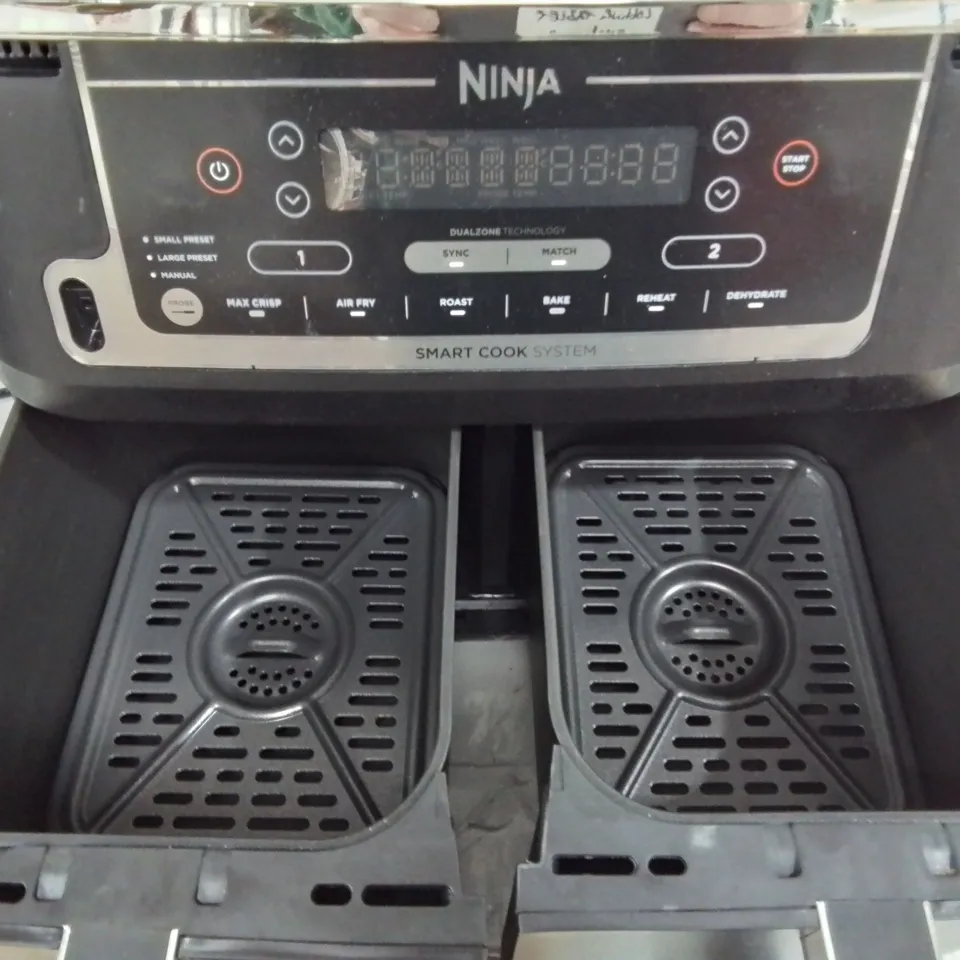 NINJA FOODI MAX DUALZONE AIR FRYER AF451UK