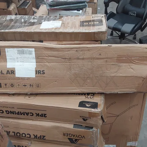 BOXED PAIR OF VOYAGER COOLER POCKET CAMPING CHAIRS 