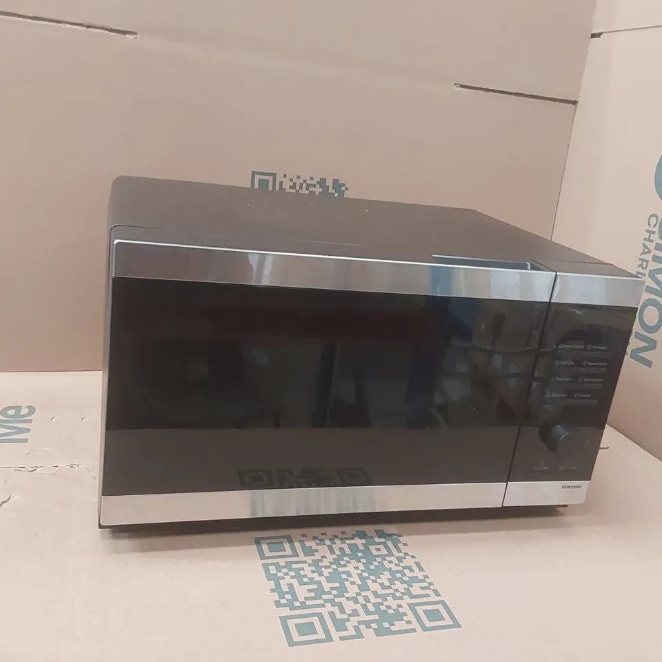 SAMSUNG MS32DG4504ATE3 SOLO MICROWAVE
