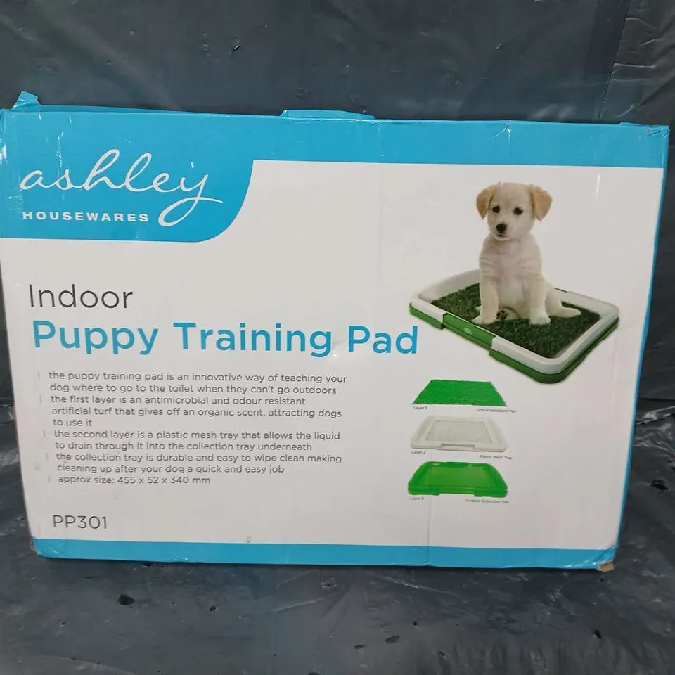 BOXED ASHLEY HOUSEWARES INDOOR PUPPY TRAINING PAD