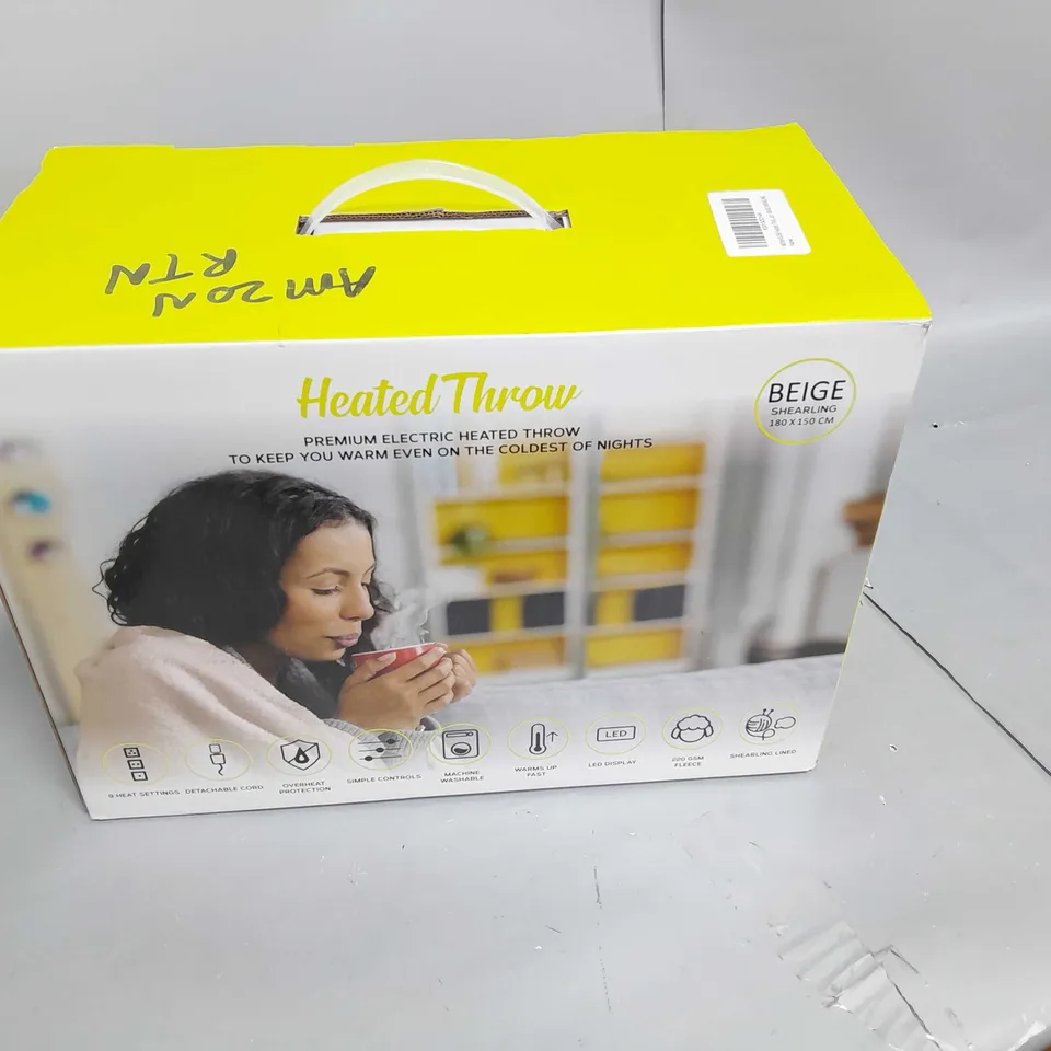 BOXED MONHOUSE HEATED THROW BEIGE SHEARLING