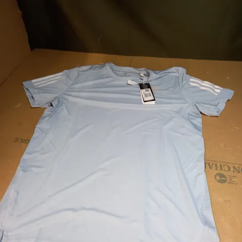 ADIDAS ON THE RUN TEE IN LIGHT BLUE SIZE M